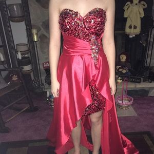 High-low, sparkly red dress