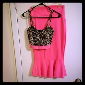 Bright pink pencil skirt and leopard crop top