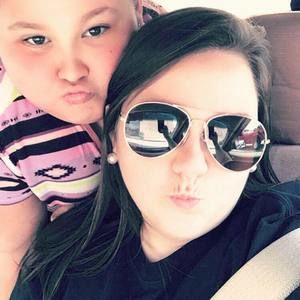 Meet your Posher, Holly