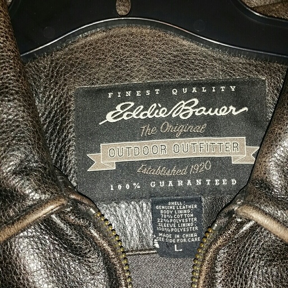 Eddie Bauer leather bomber jacket - Picture 3 of 8
