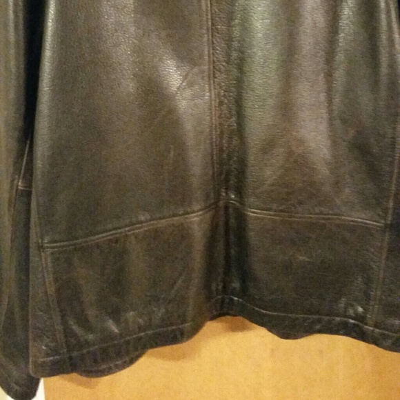Eddie Bauer leather bomber jacket - Picture 6 of 8
