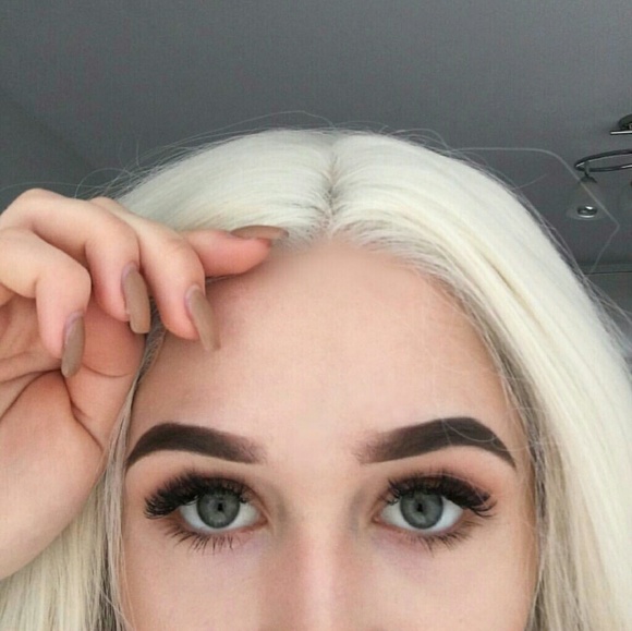 Blonde Beauty Lacefront Full Wig 22-26 inches!!