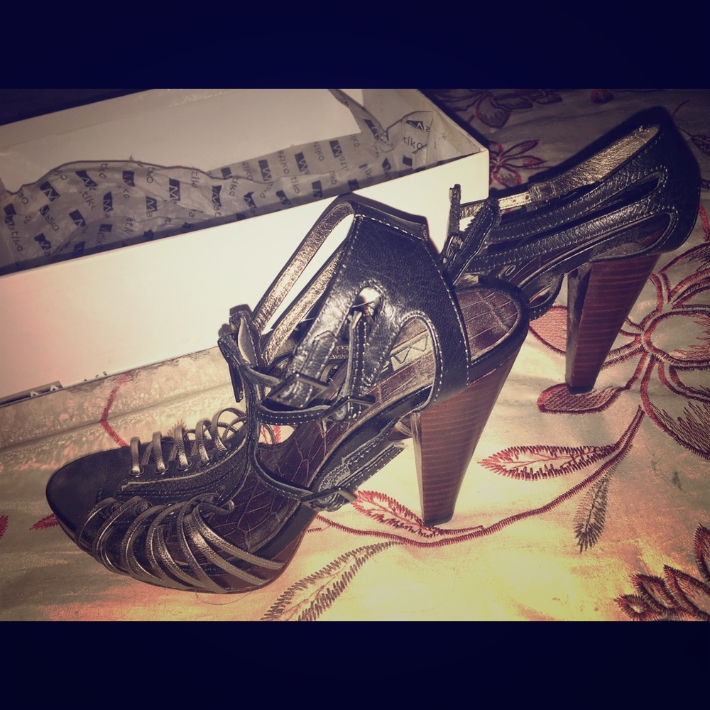 Black & pewter shoes