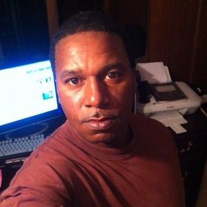 Meet your Posher, Author