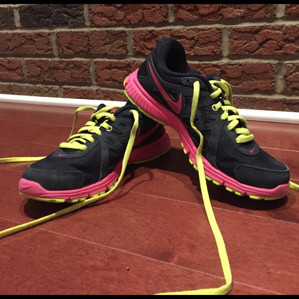 Black and Pink Nike Sneakers Size 7.5