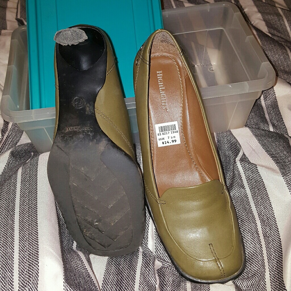 Green leather heels