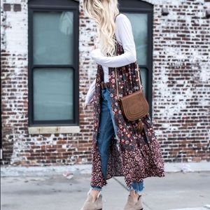 VICI High noon floral duster vest NWT