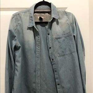 Madewell chambray button down shirt