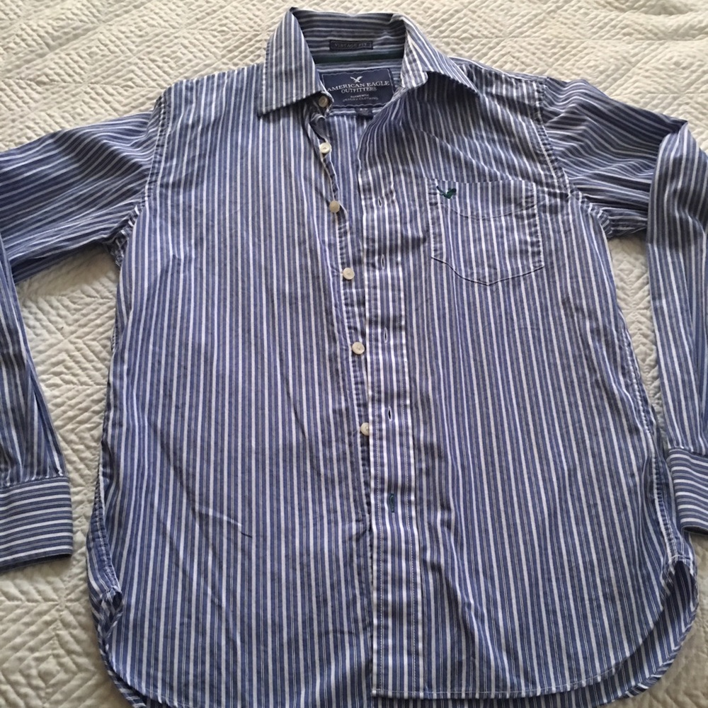 American Eagle shirt!