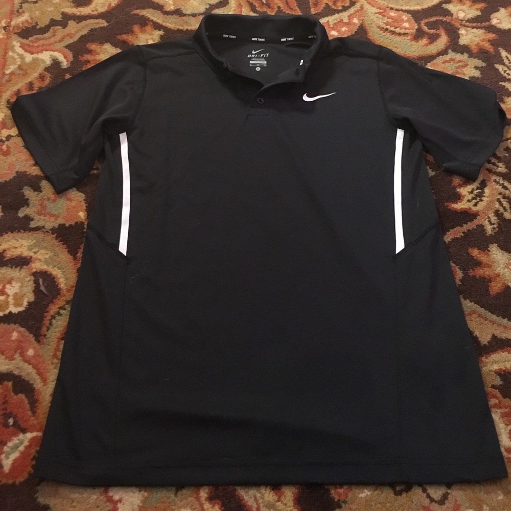 Nike Tennis shirt