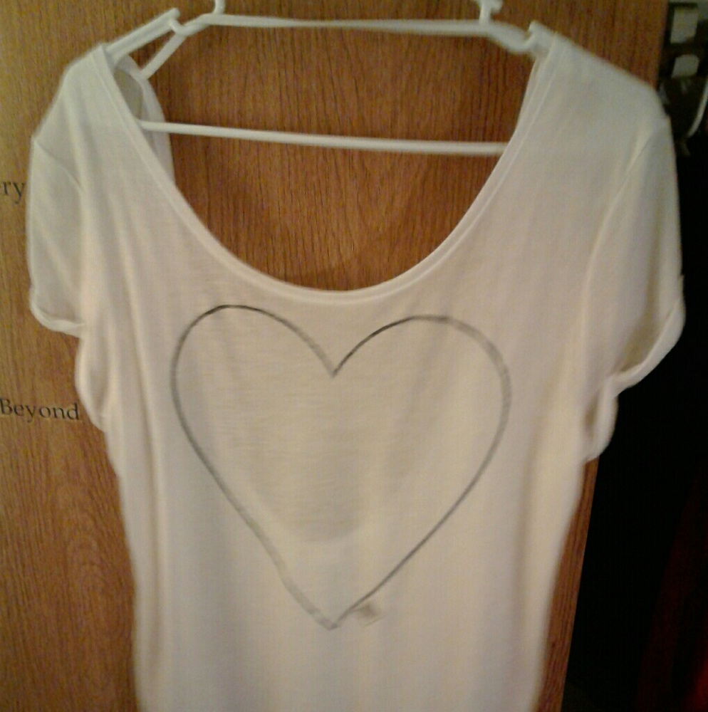 VS shirt