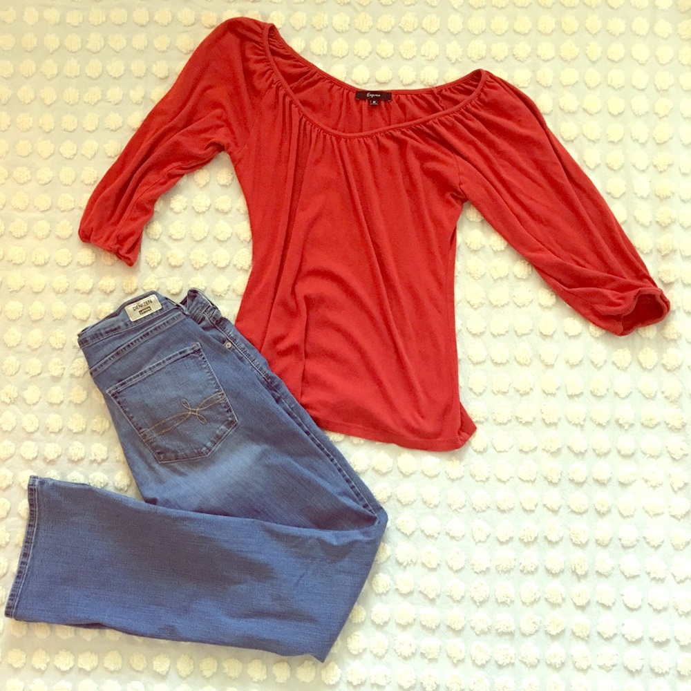 Express 3/4 shirt.