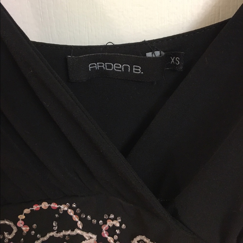 Black tank - Picture 2 of 3