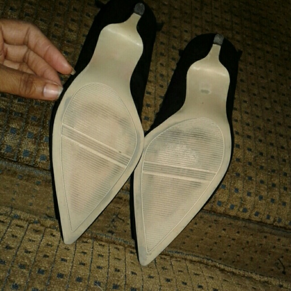 ❤️ FINAL REDUCTION Studded Pumps - Picture 5 of 8