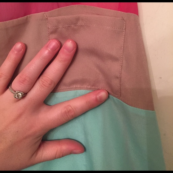 Color block Tank! - Picture 2 of 3