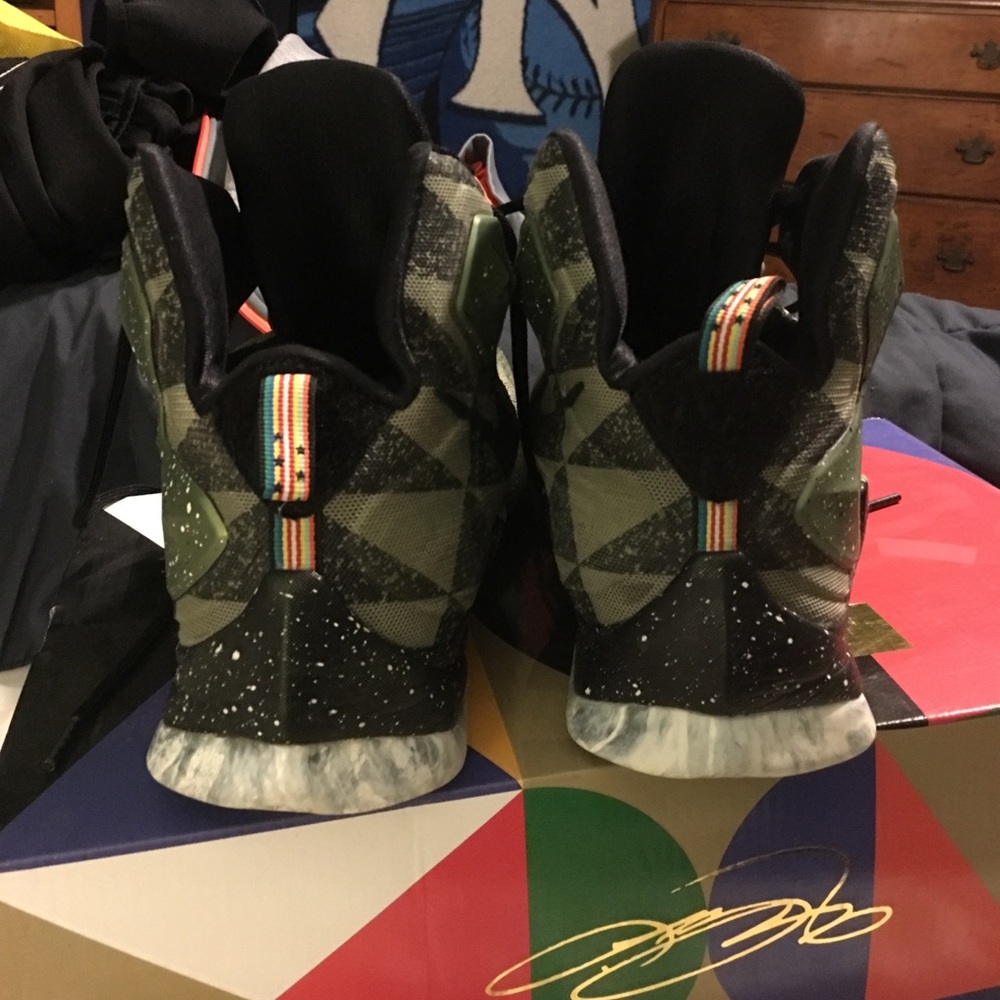 Nike men's basketball shoes LEBRON XIII AS size 11 - Picture 4 of 4