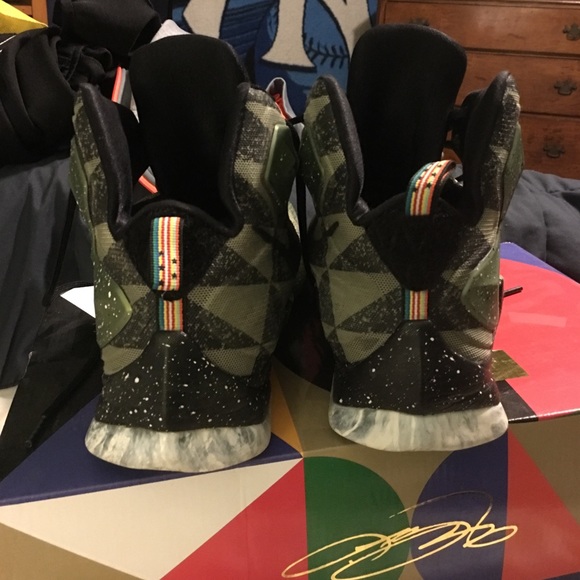 Nike men's basketball shoes LEBRON XIII AS size 11 - Picture 4 of 4