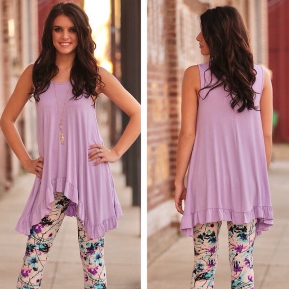 Infinity Raine Tops - 🎈 🎈 Only 2 Left!! Sleeveless Lilac Ruffle Tunic