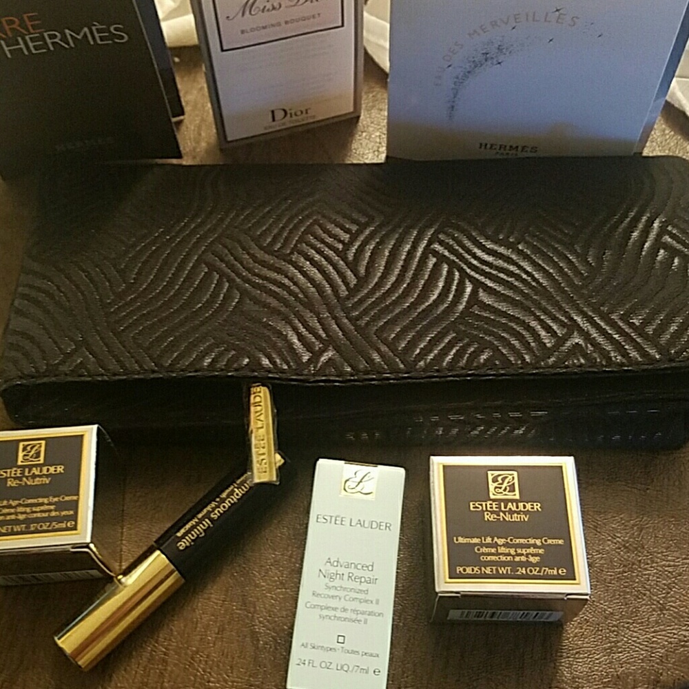 Estee Lauder gift set NWT