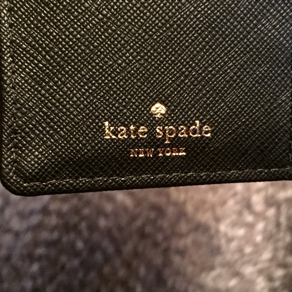 🎁FINAL PRICE🎁
KATE SPADE ♠️ WALLET - Picture 3 of 4