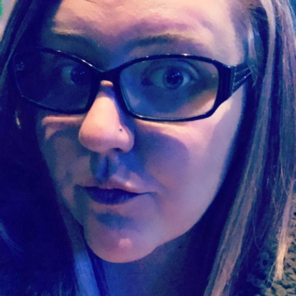 Meet your Posher, Erika - Picture 1 of 1