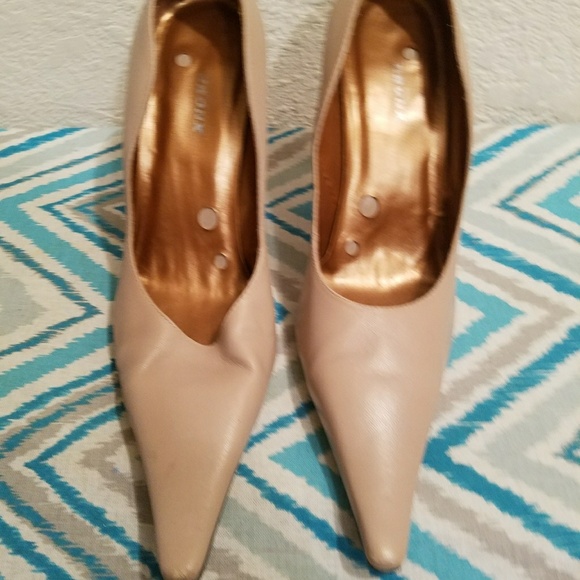 Soft Taupe Pumps - Picture 4 of 4
