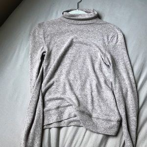 PacSun Grey/Tan ish Long Sleeve