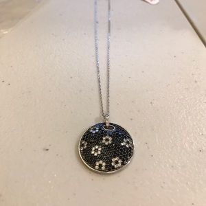 Zeeoo Floral Pendant with Balck And White CZ