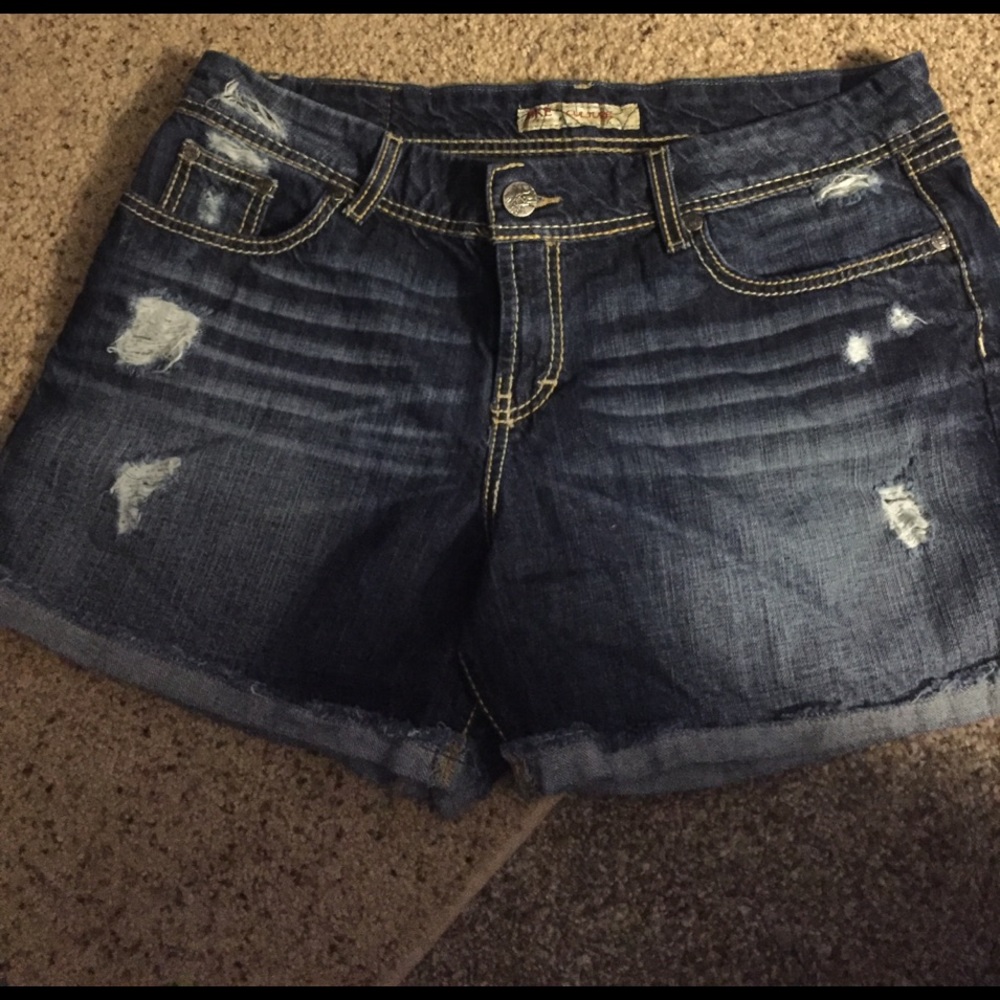 BKE Shorts size 34