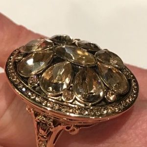 Akkad Champagne Ring