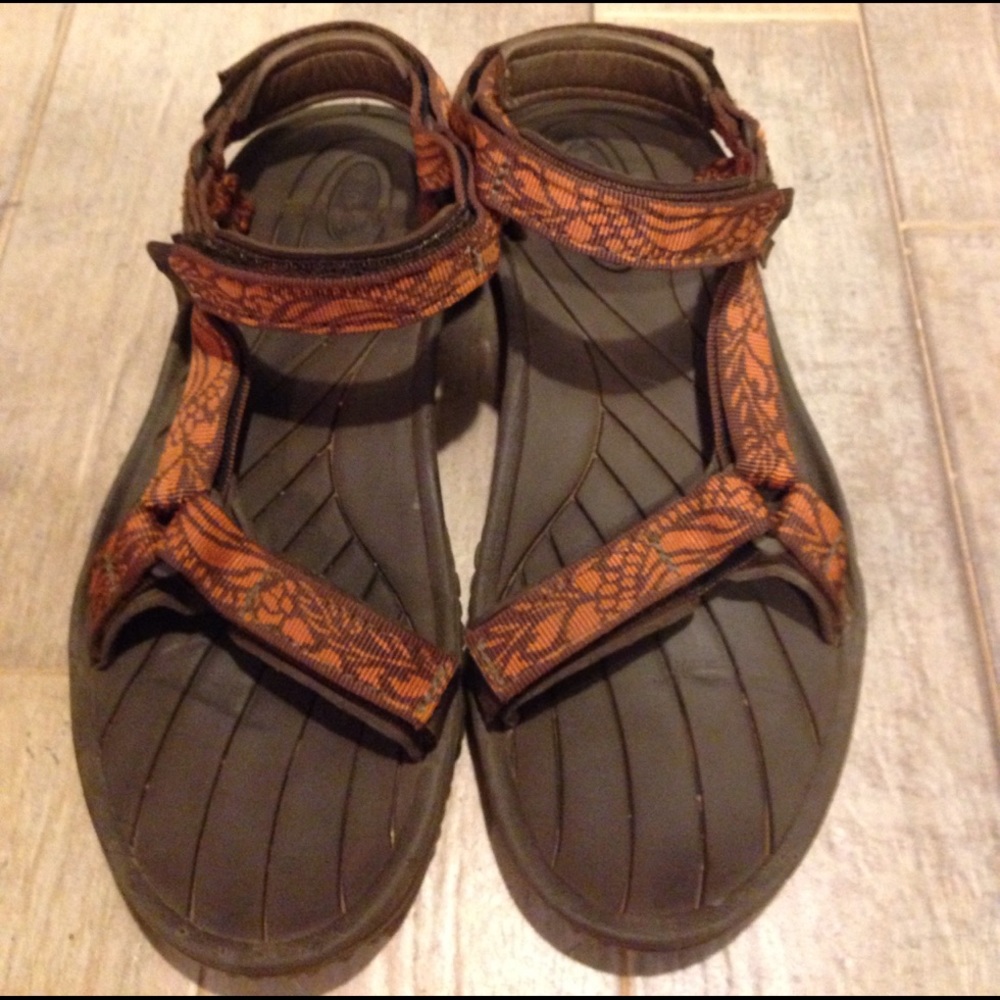 Teva sandal- women's size 10