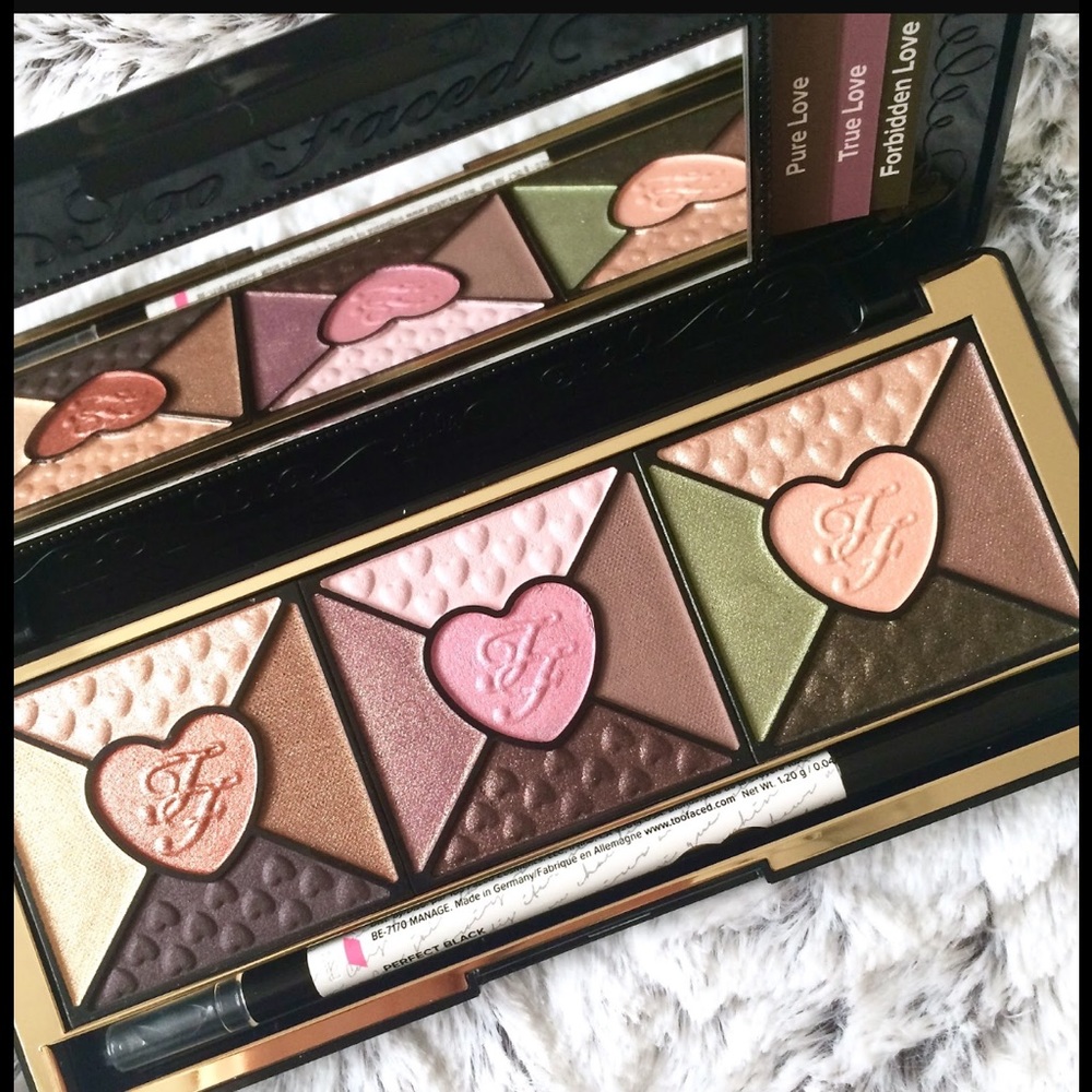 Too Faced Love Eyeshadow Palette