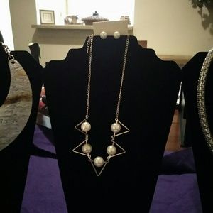 Necklace set