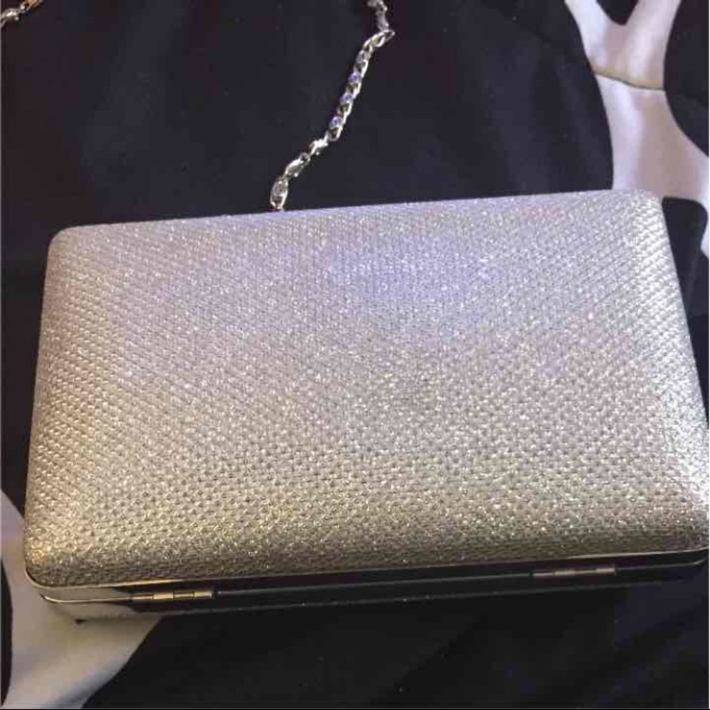 Silver prom clutch👛