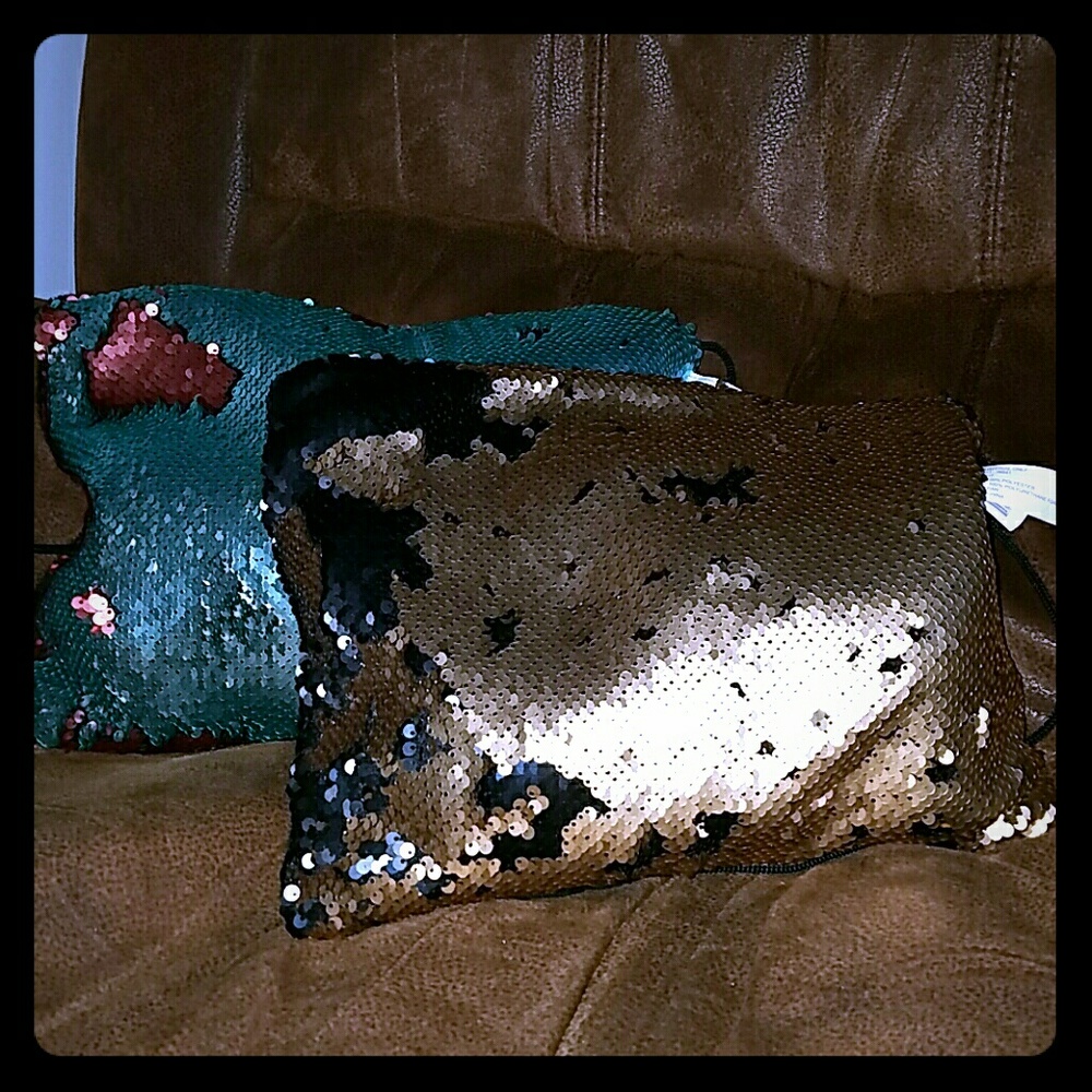 Sequined purses (priced to sel 8.00