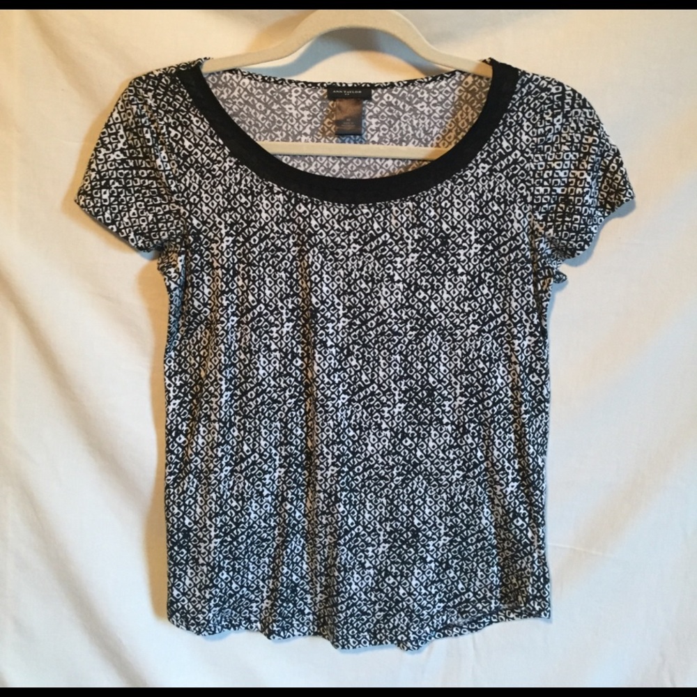Ann Taylor top DONATED