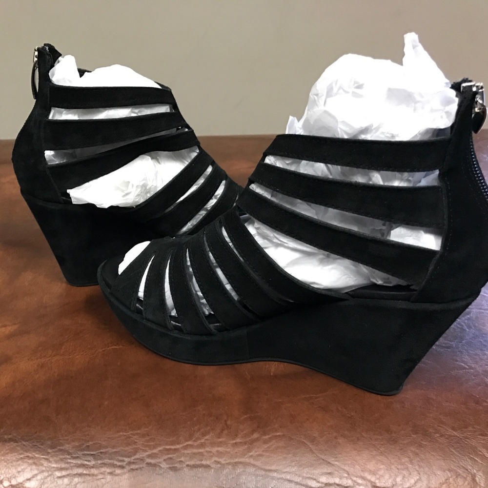 Like NEW-Cordani Electra Gladiator Sandals