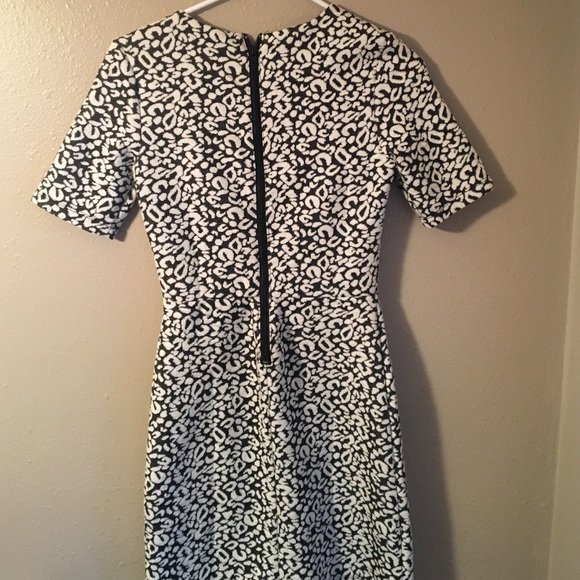 Black/white printed h&m dress - Picture 3 of 4