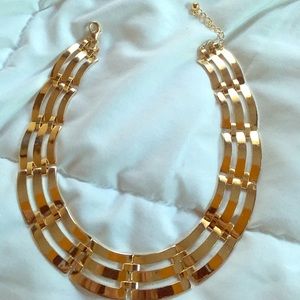 Gold necklace never worn