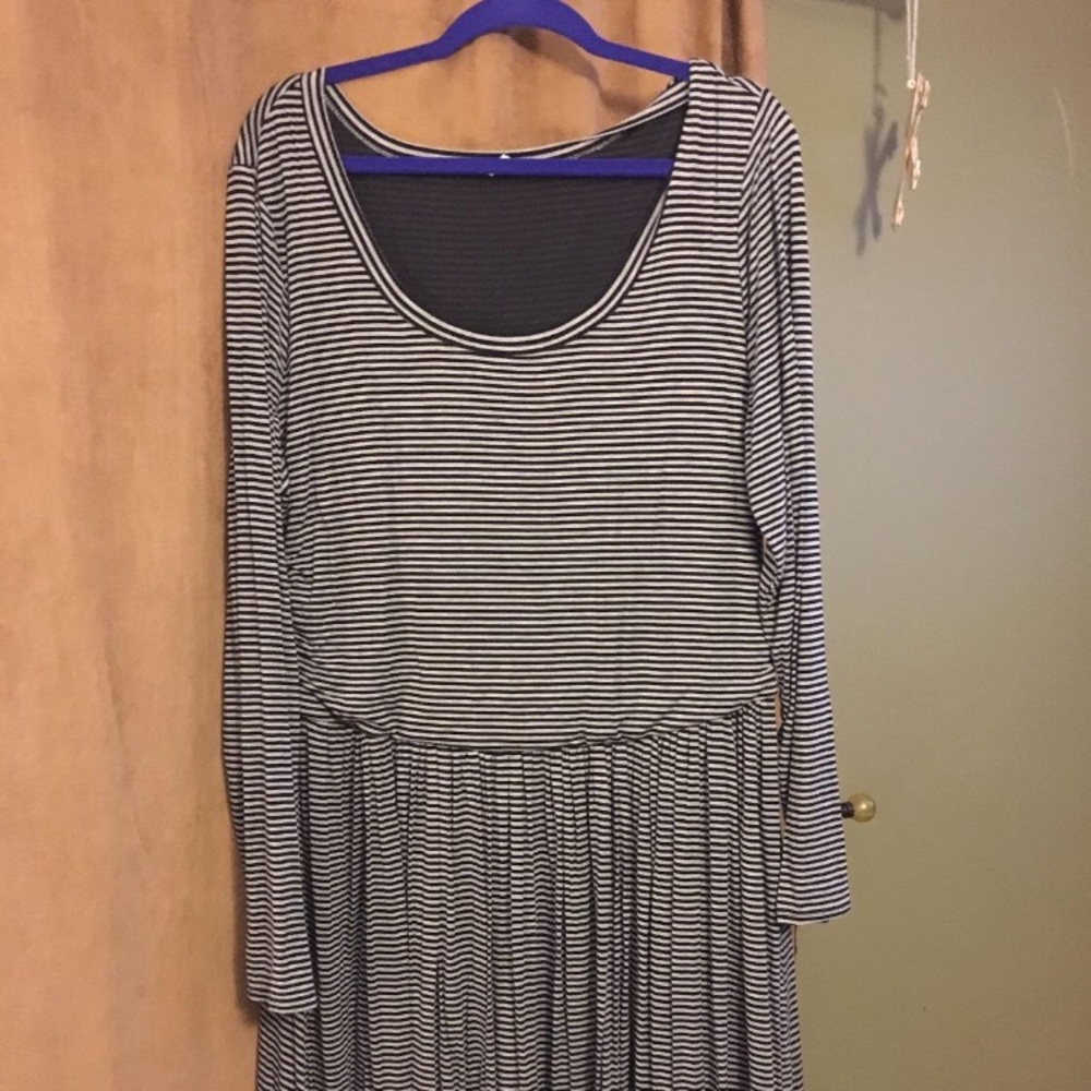 Old Navy dress
