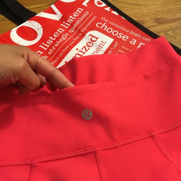 🍋NWT Lululemon🍋 Wunder Short 2" Inseam - Picture 4 of 5