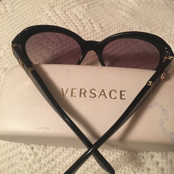 Versace lady sunglasses