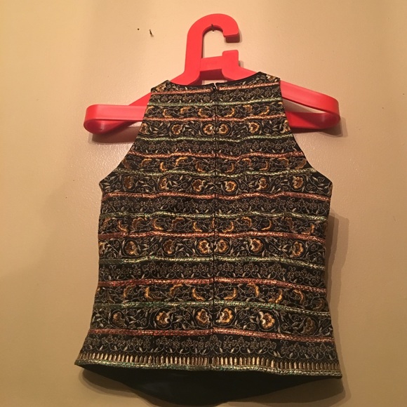 Embroidered top - Picture 3 of 4