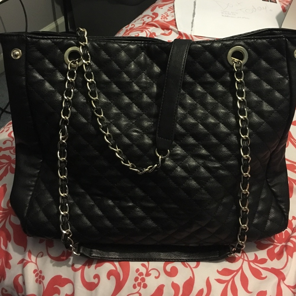 Shoulder bag
