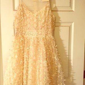 Beautiful country style wedding dress