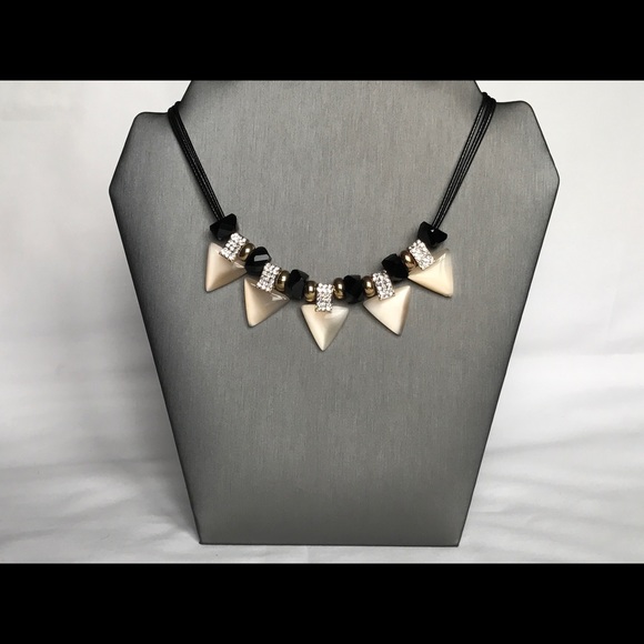 Necklace - Picture 1 of 1