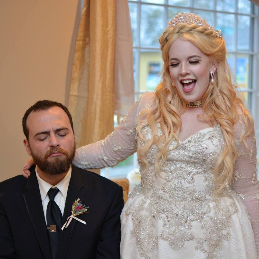 Meet your Posher, Laura