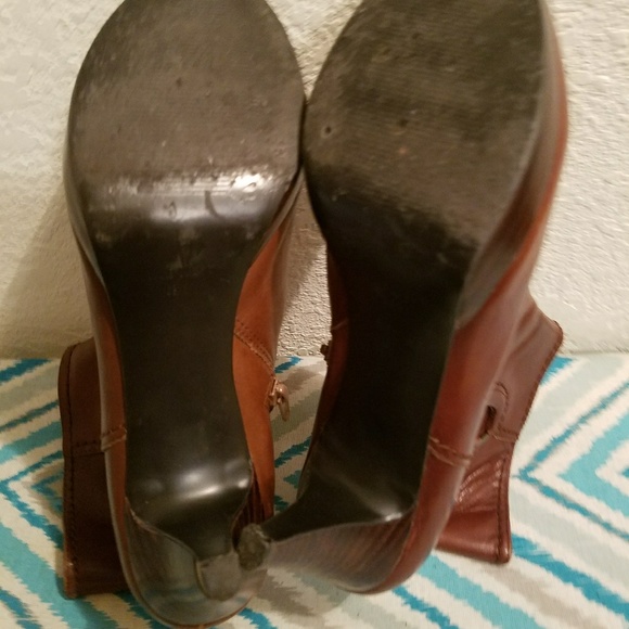 Cognac/Brown leather ankle boots - Picture 4 of 4