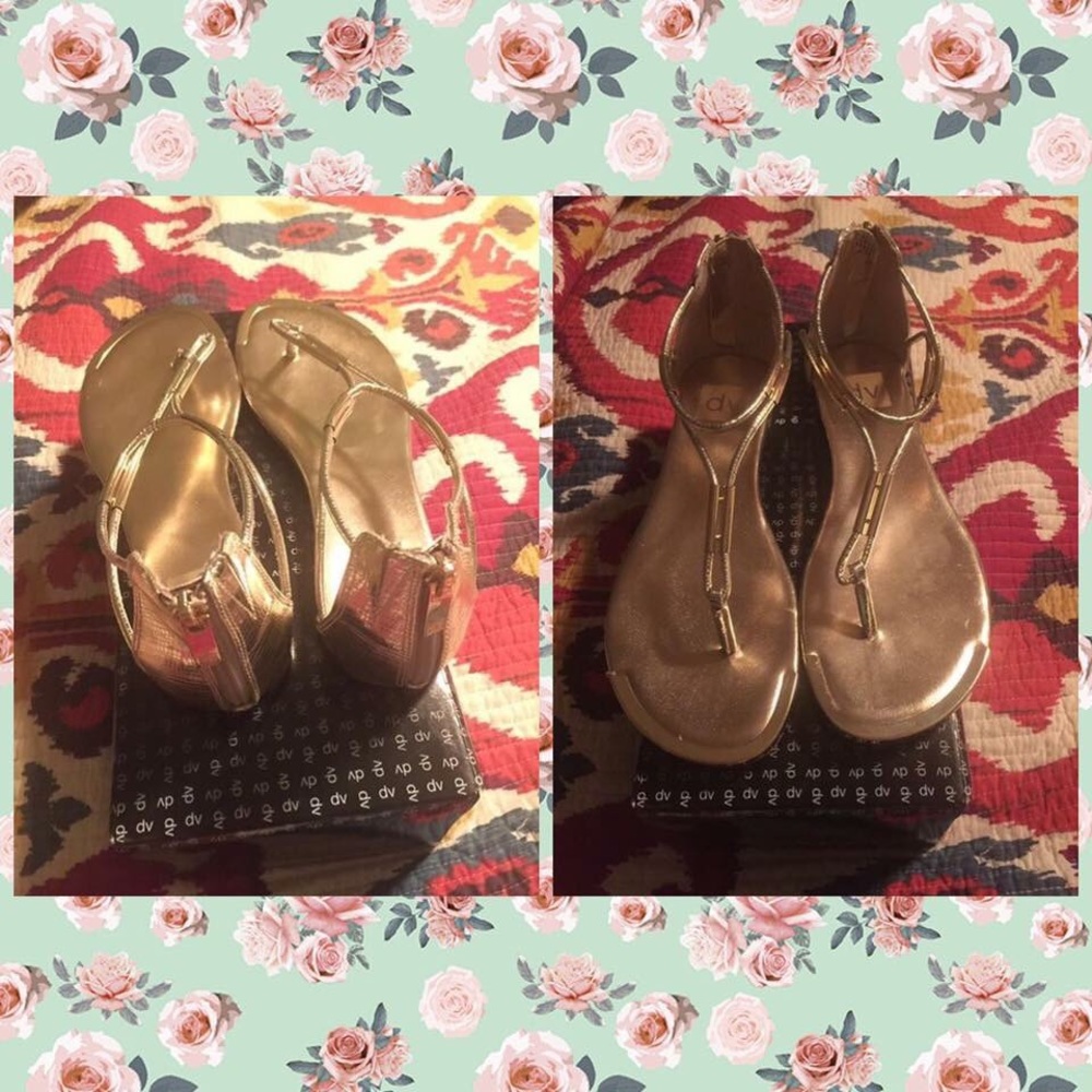 DV brand sandals