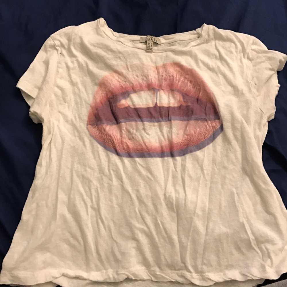 Zara tee